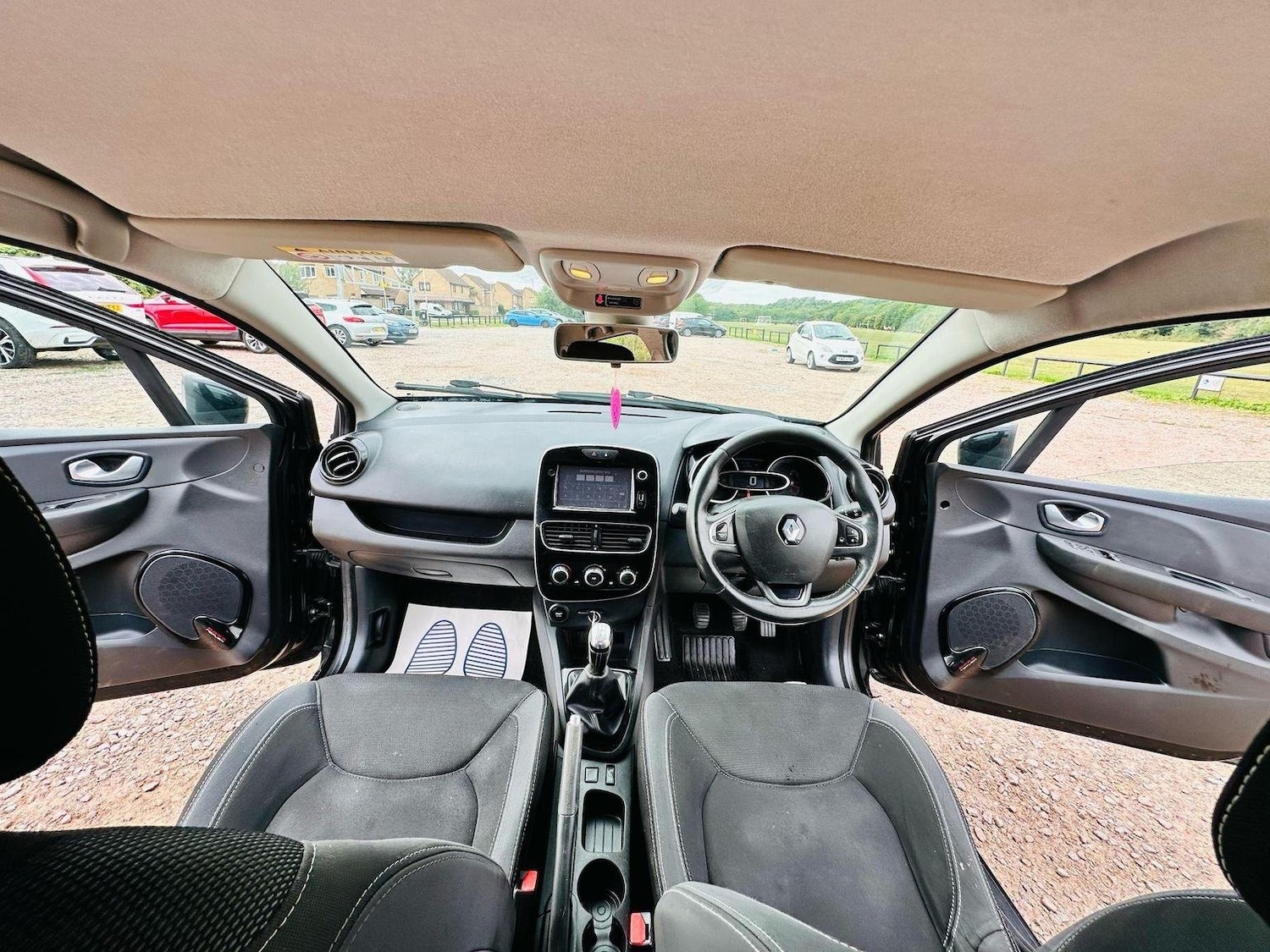 Used Renault Clio 2017 for sale - 77173030: Photo 14