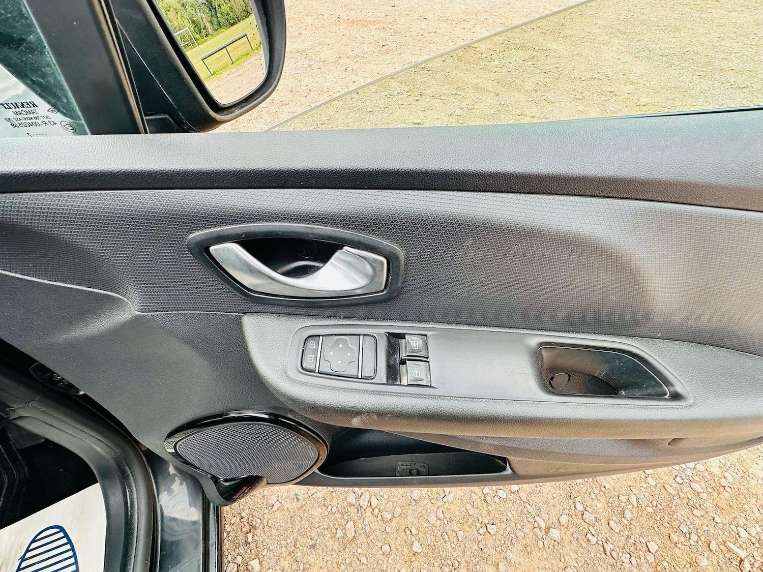 Used Renault Clio 2017 for sale - 77173030: Photo 33