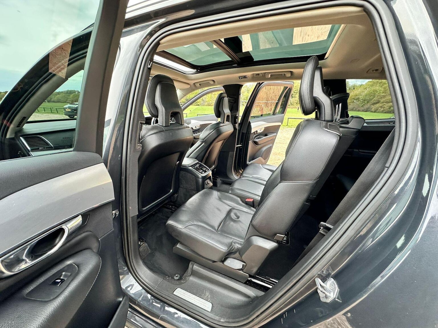 Used Volvo XC90 2016 for sale - 76358202: Photo 25