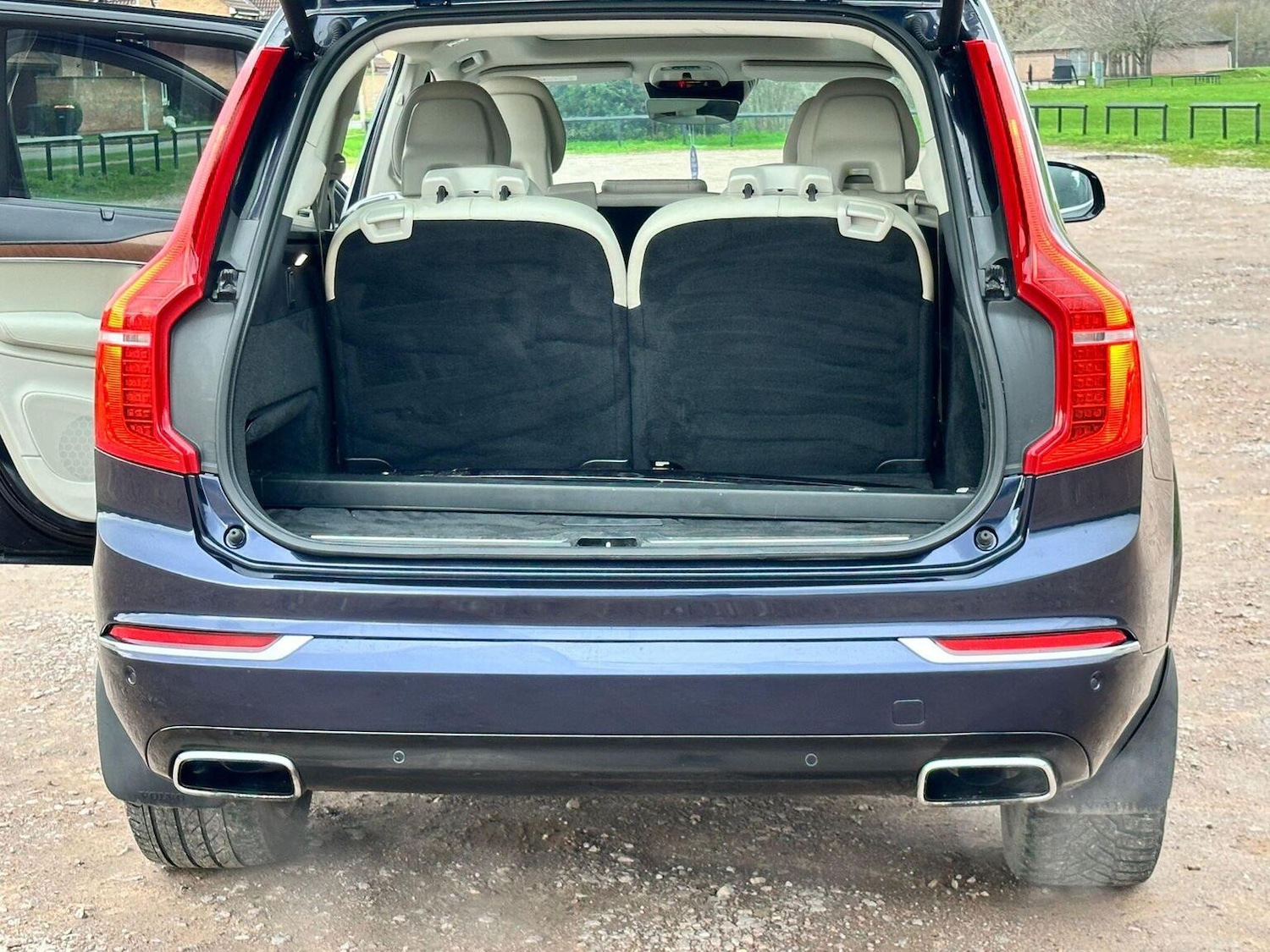 Used Volvo XC90 2016 for sale - 77173117: Photo 40