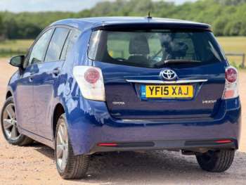 Used Toyota Verso 2015 for sale - 74748470: Photo