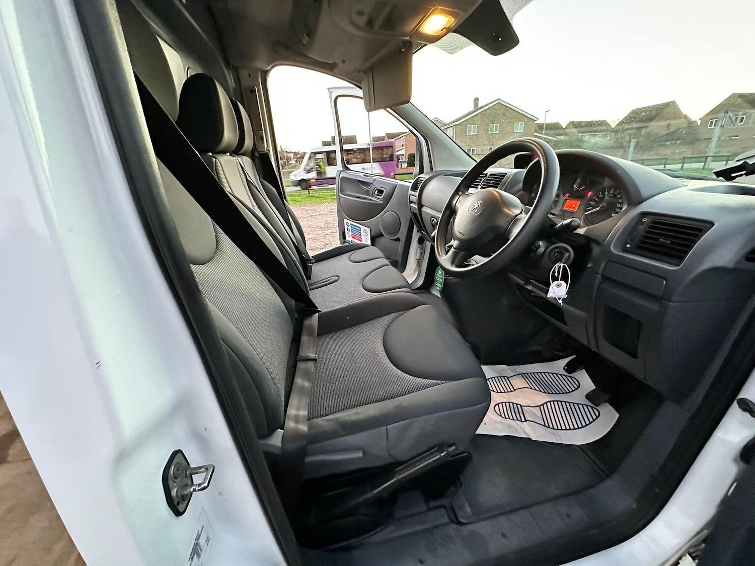 Used Peugeot Expert 2016 for sale - 77173146: Photo 16