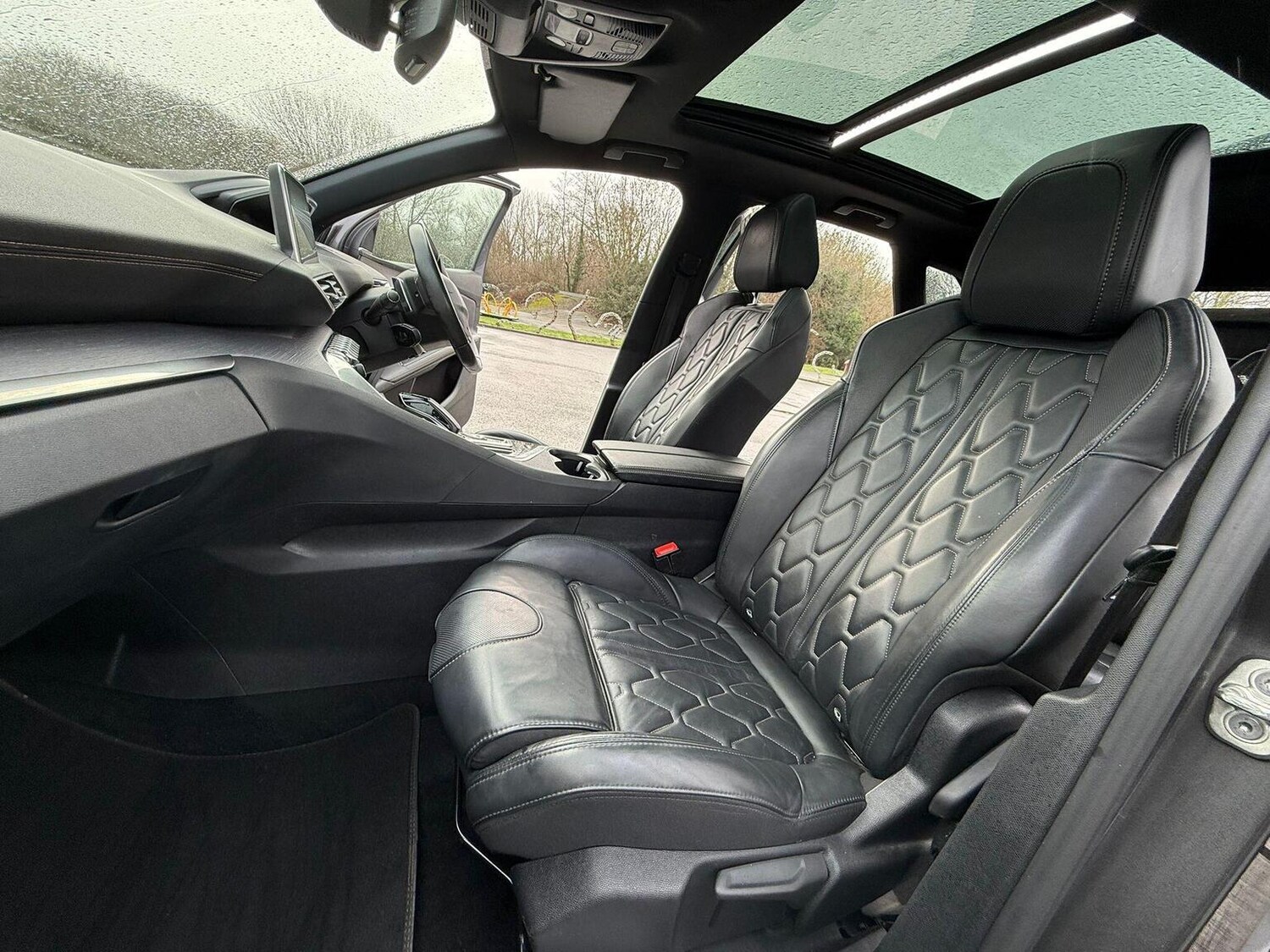 Used Peugeot 3008 2020 for sale - 77501462: Photo 32