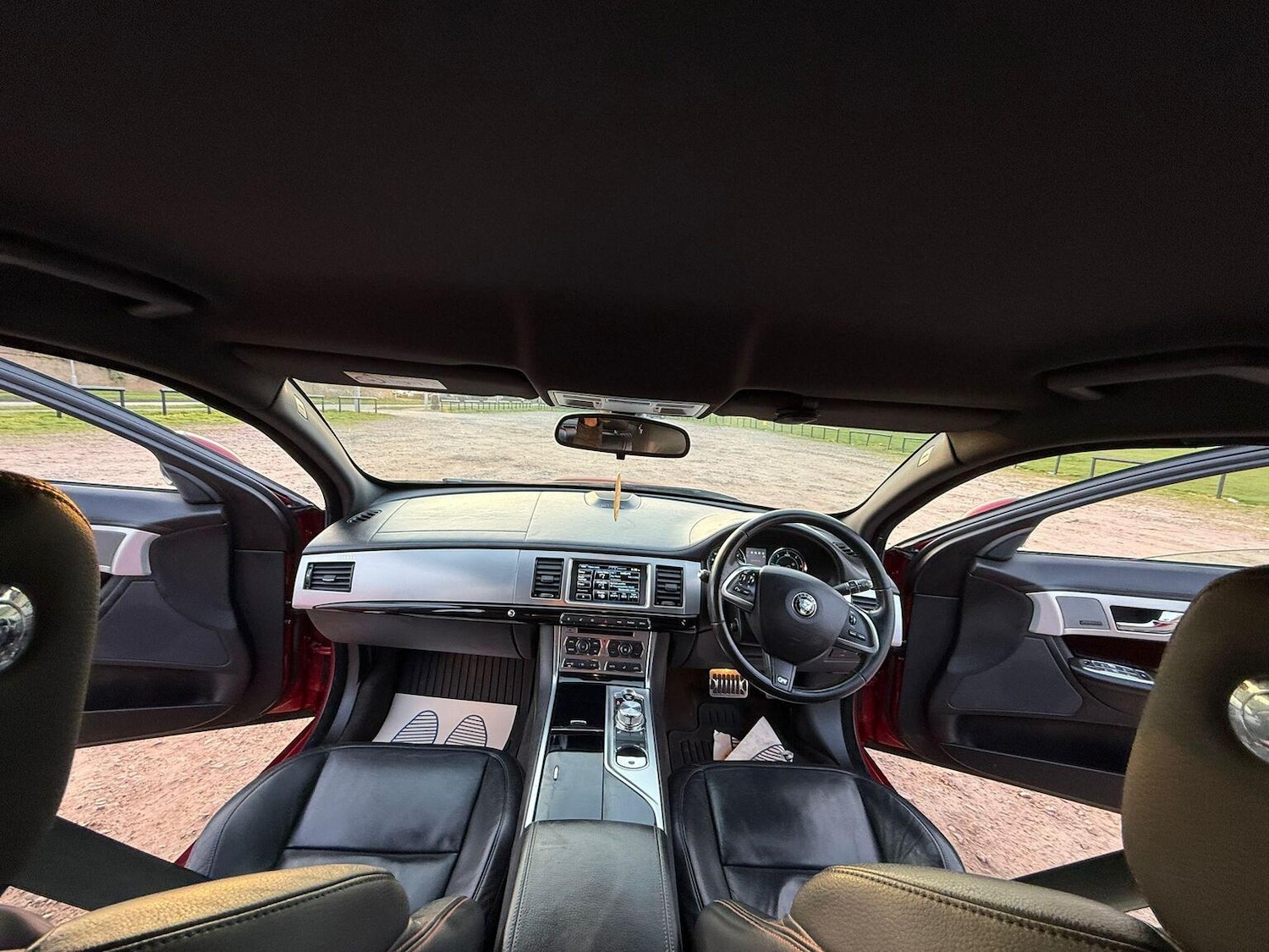 Used Jaguar XF 2015 for sale - 77968760: Photo 12