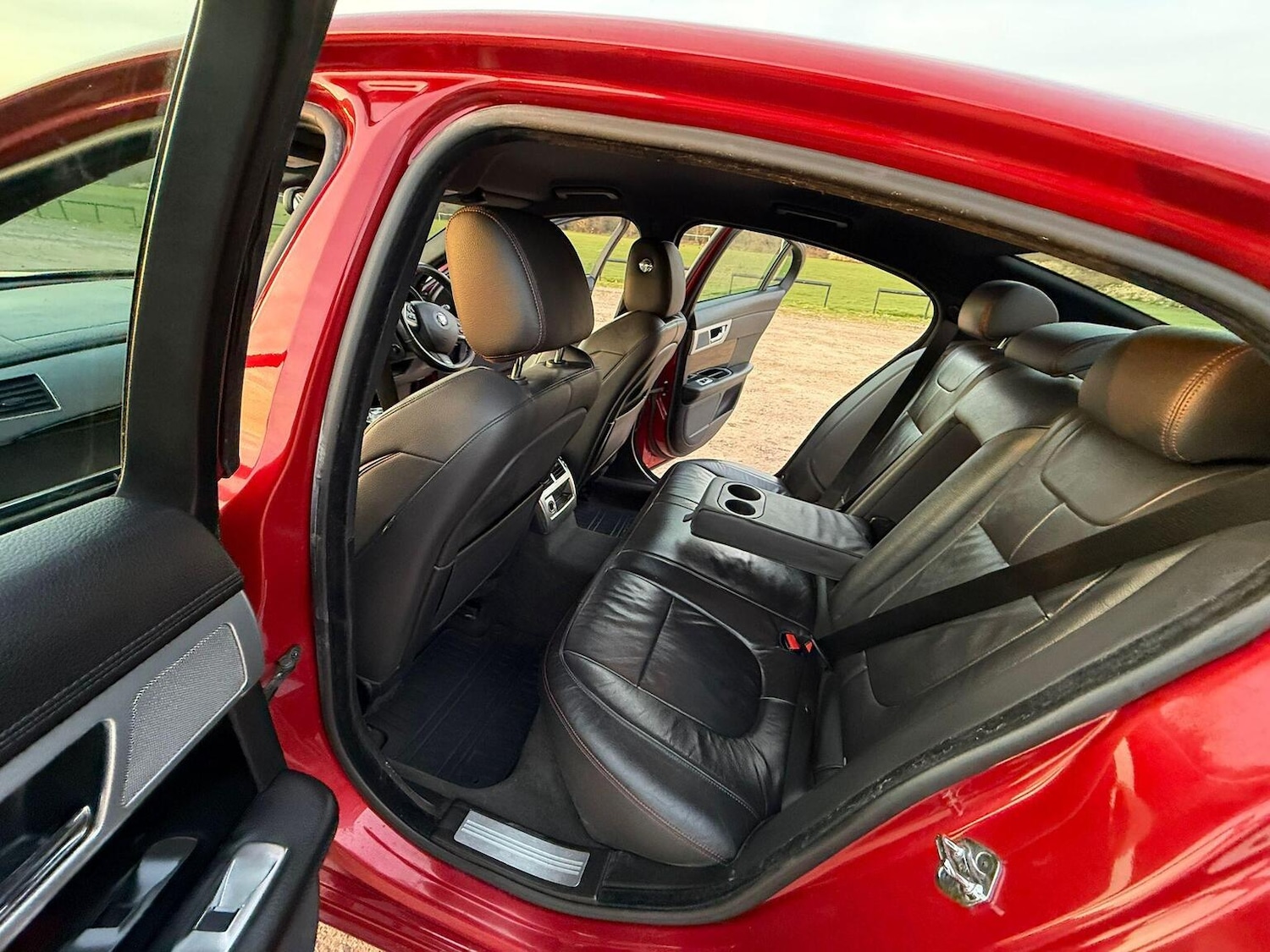 Used Jaguar XF 2015 for sale - 77968760: Photo 18