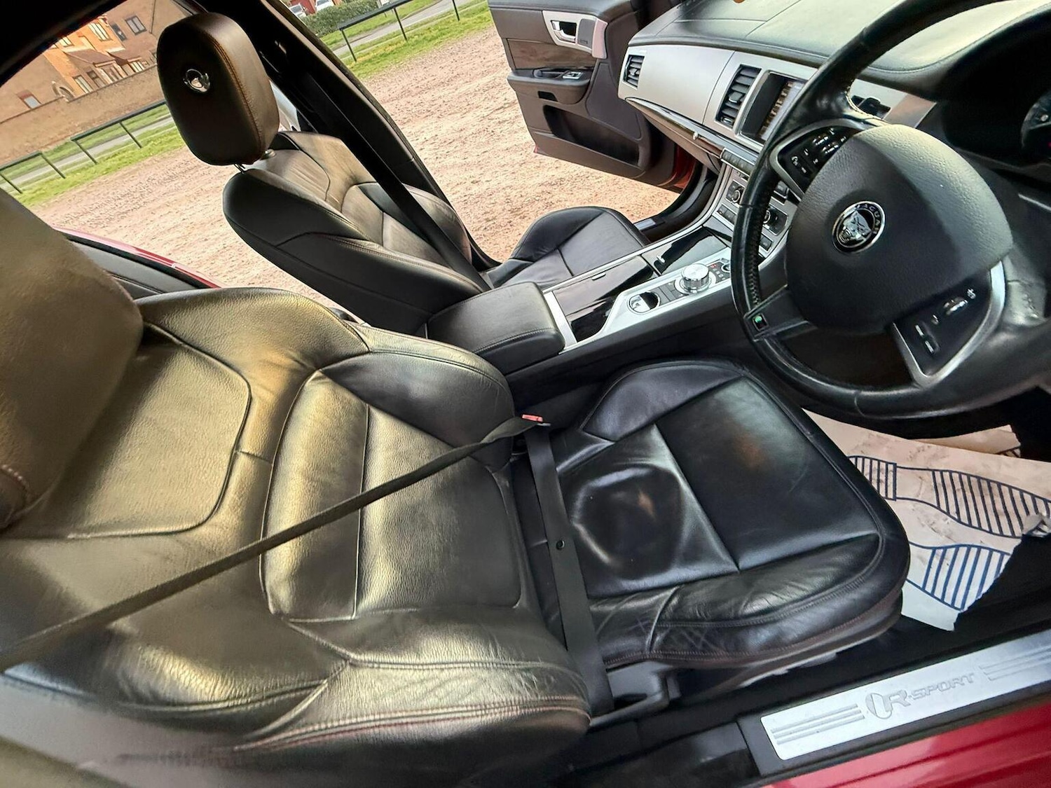 Used Jaguar XF 2015 for sale - 77968760: Photo 36