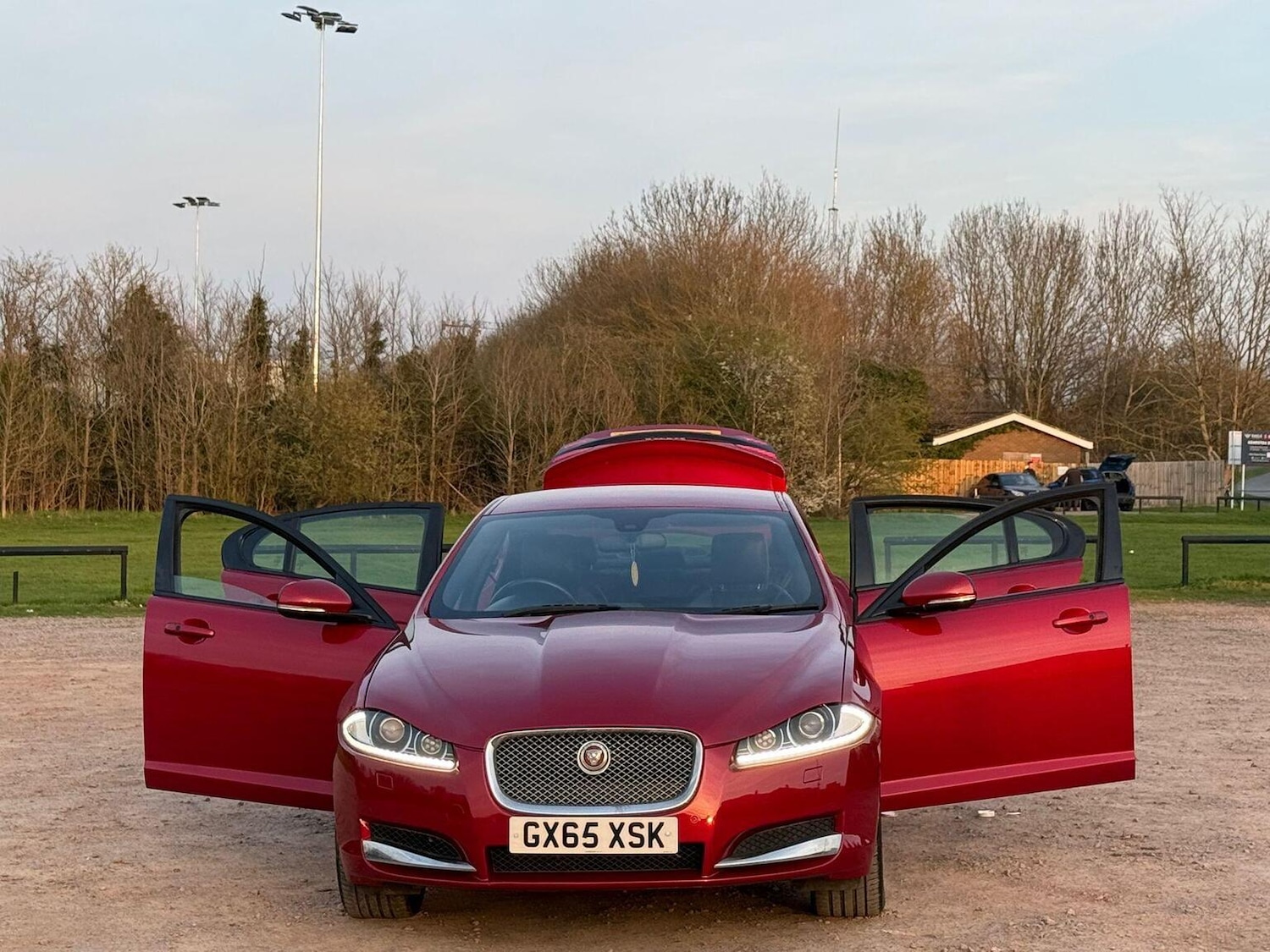 Used Jaguar XF 2015 for sale - 77968760: Photo 6