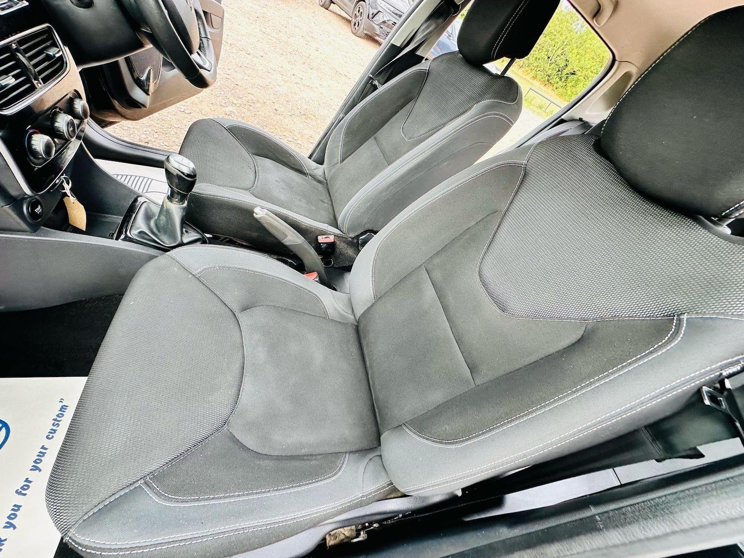 Used Renault Clio 2017 for sale - 76794558: Photo 32