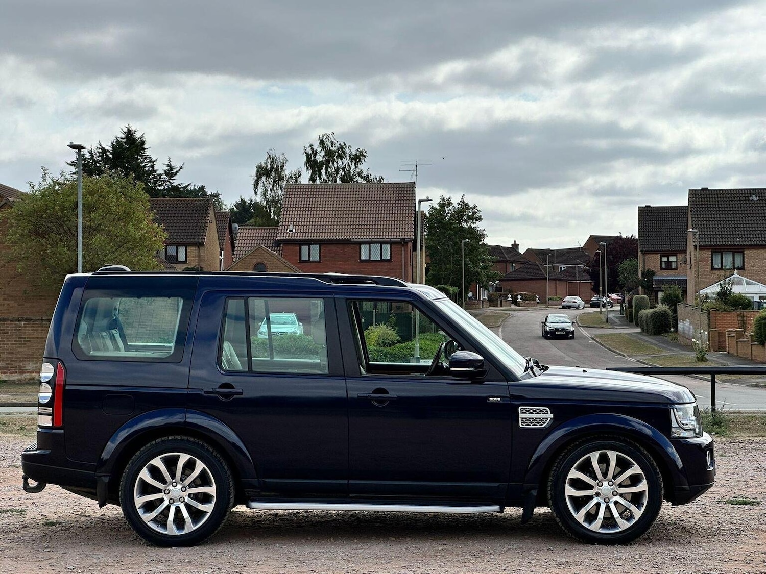 Used Land Rover Discovery 4 2015 for sale - 75731219: Photo 13