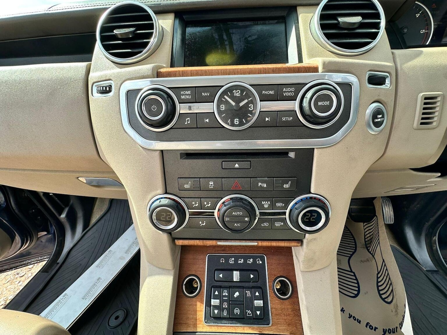 Used Land Rover Discovery 4 2015 for sale - 75731219: Photo 15