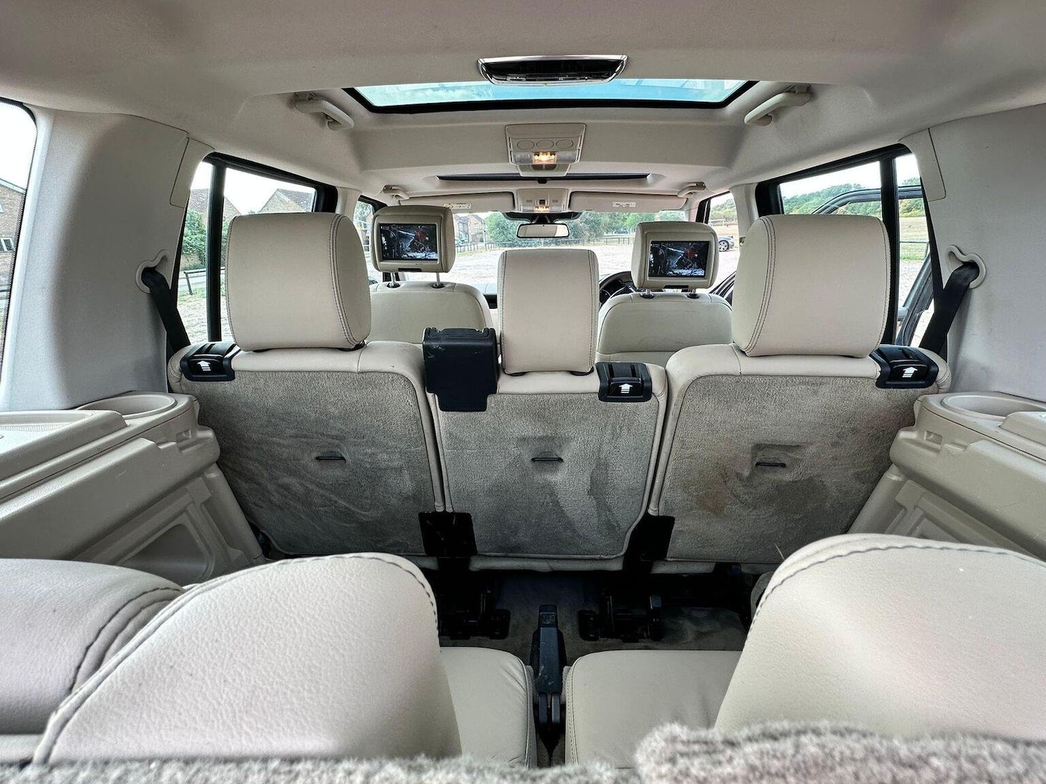 Used Land Rover Discovery 4 2015 for sale - 75731219: Photo 17