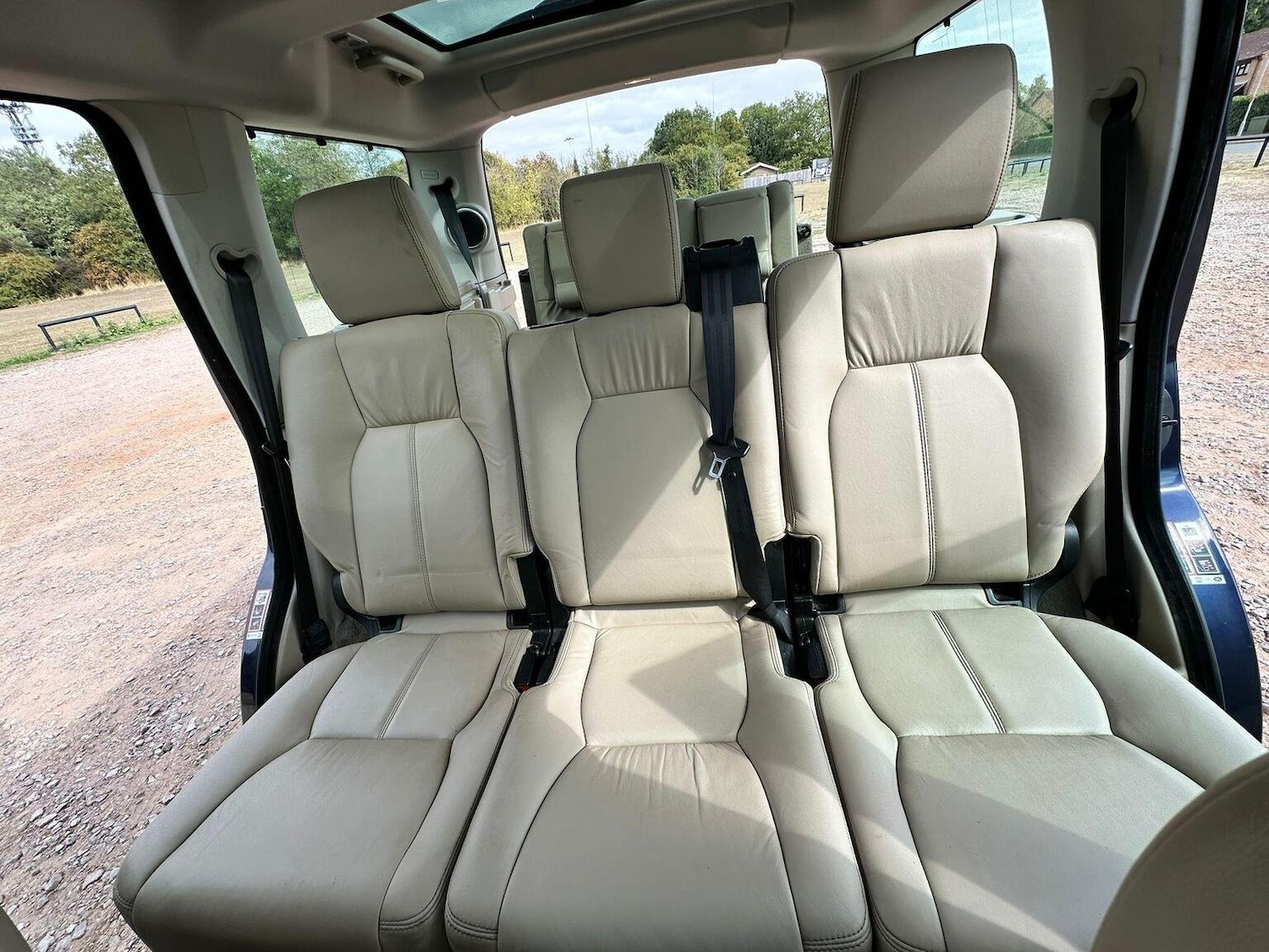 Used Land Rover Discovery 4 2015 for sale - 75731219: Photo 21