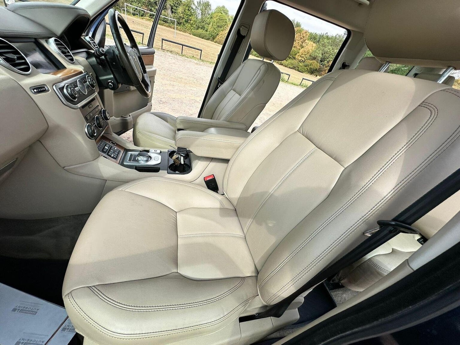 Used Land Rover Discovery 4 2015 for sale - 75731219: Photo 33