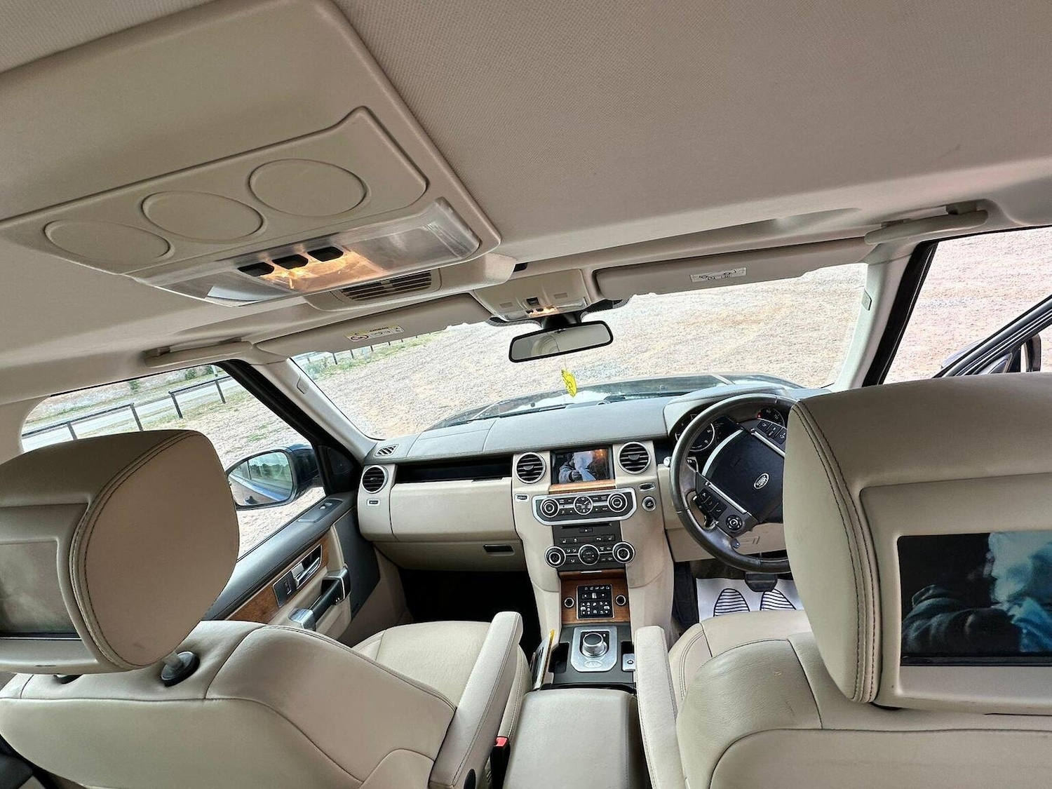 Used Land Rover Discovery 4 2015 for sale - 75731219: Photo 35