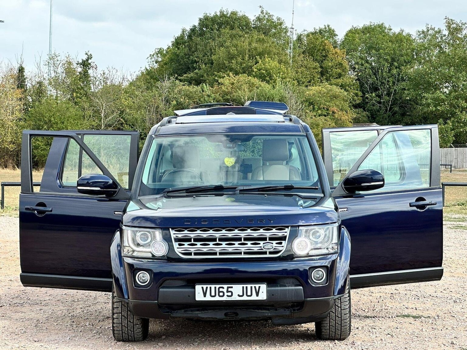 Used Land Rover Discovery 4 2015 for sale - 75731219: Photo 6