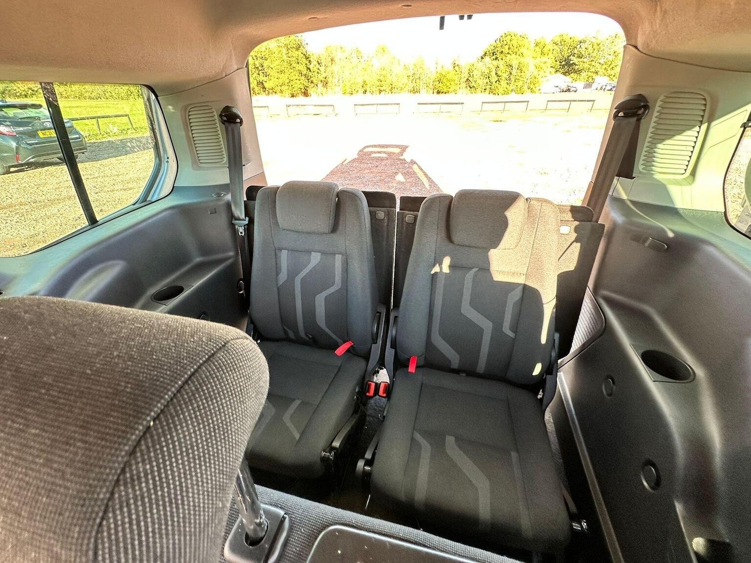 Used Ford Grand Tourneo Connect 2017 for sale - 77172985: Photo 20