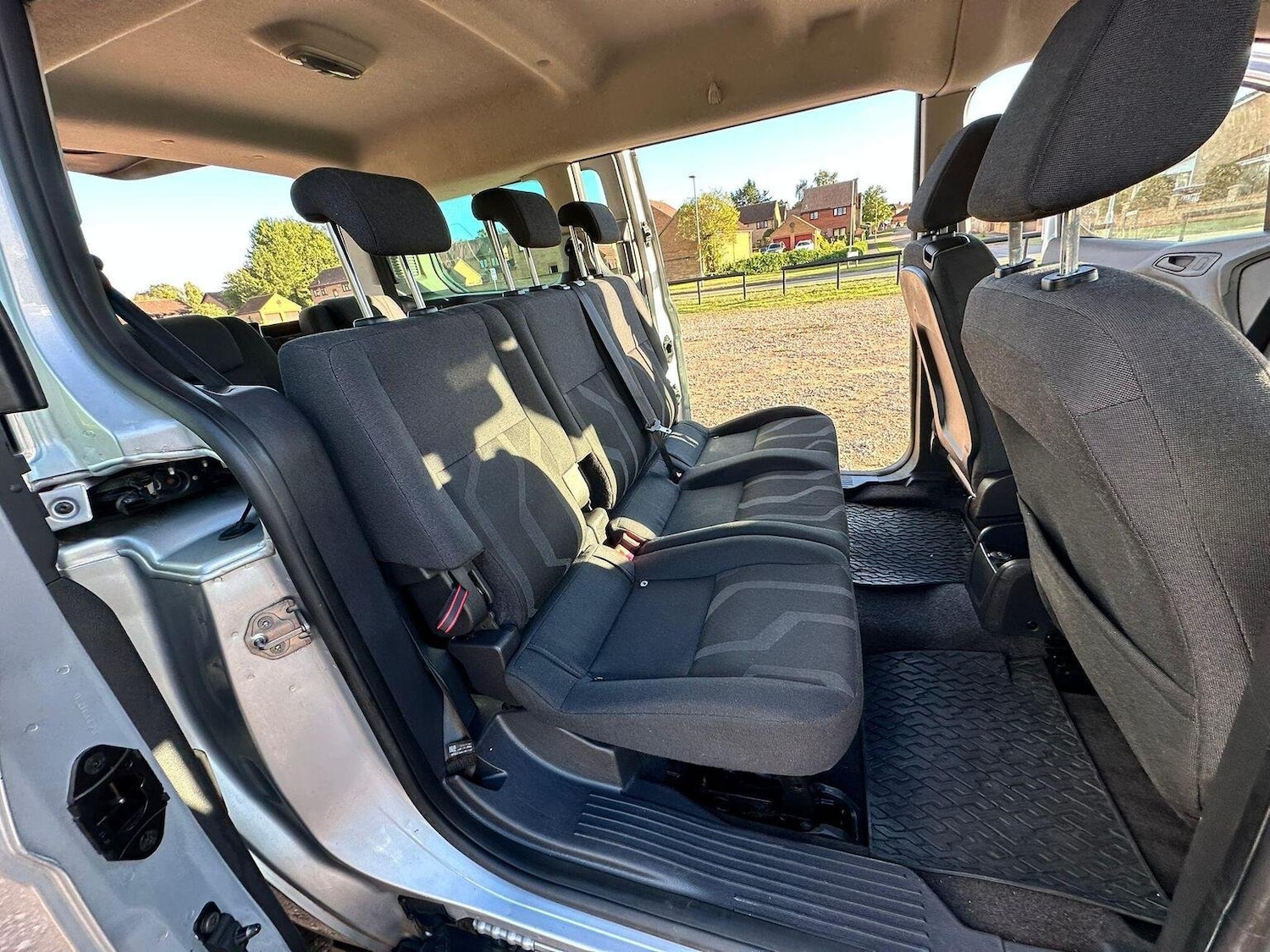 Used Ford Grand Tourneo Connect 2017 for sale - 77172985: Photo 21