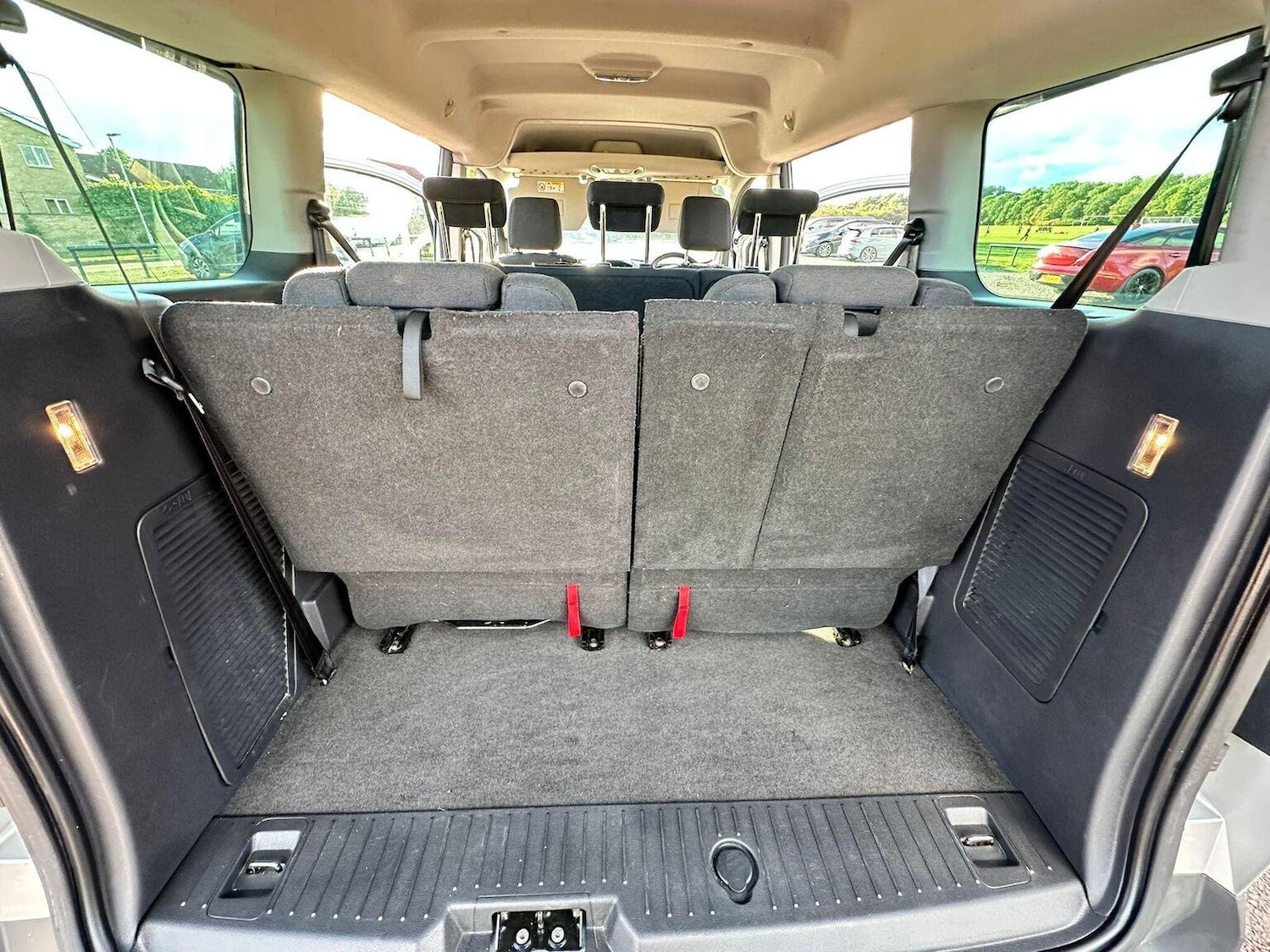 Used Ford Grand Tourneo Connect 2017 for sale - 77172985: Photo 25