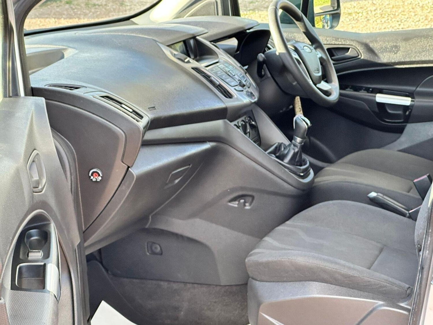 Used Ford Grand Tourneo Connect 2017 for sale - 77172985: Photo 27