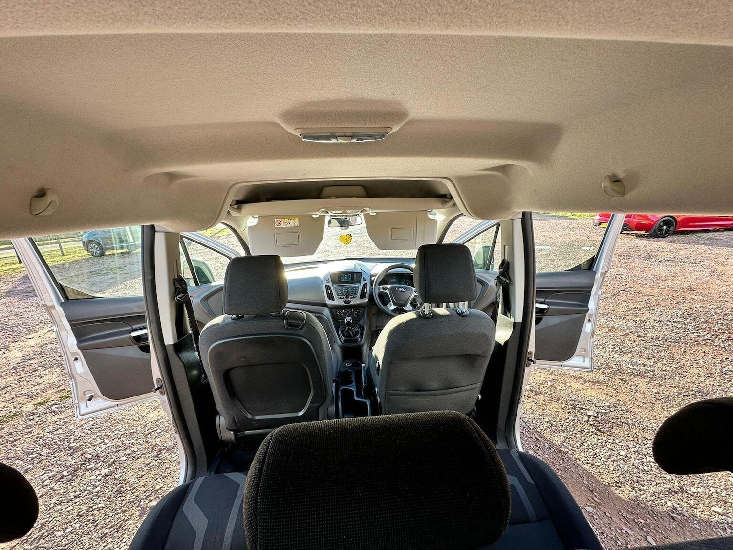 Used Ford Grand Tourneo Connect 2017 for sale - 77172985: Photo 35