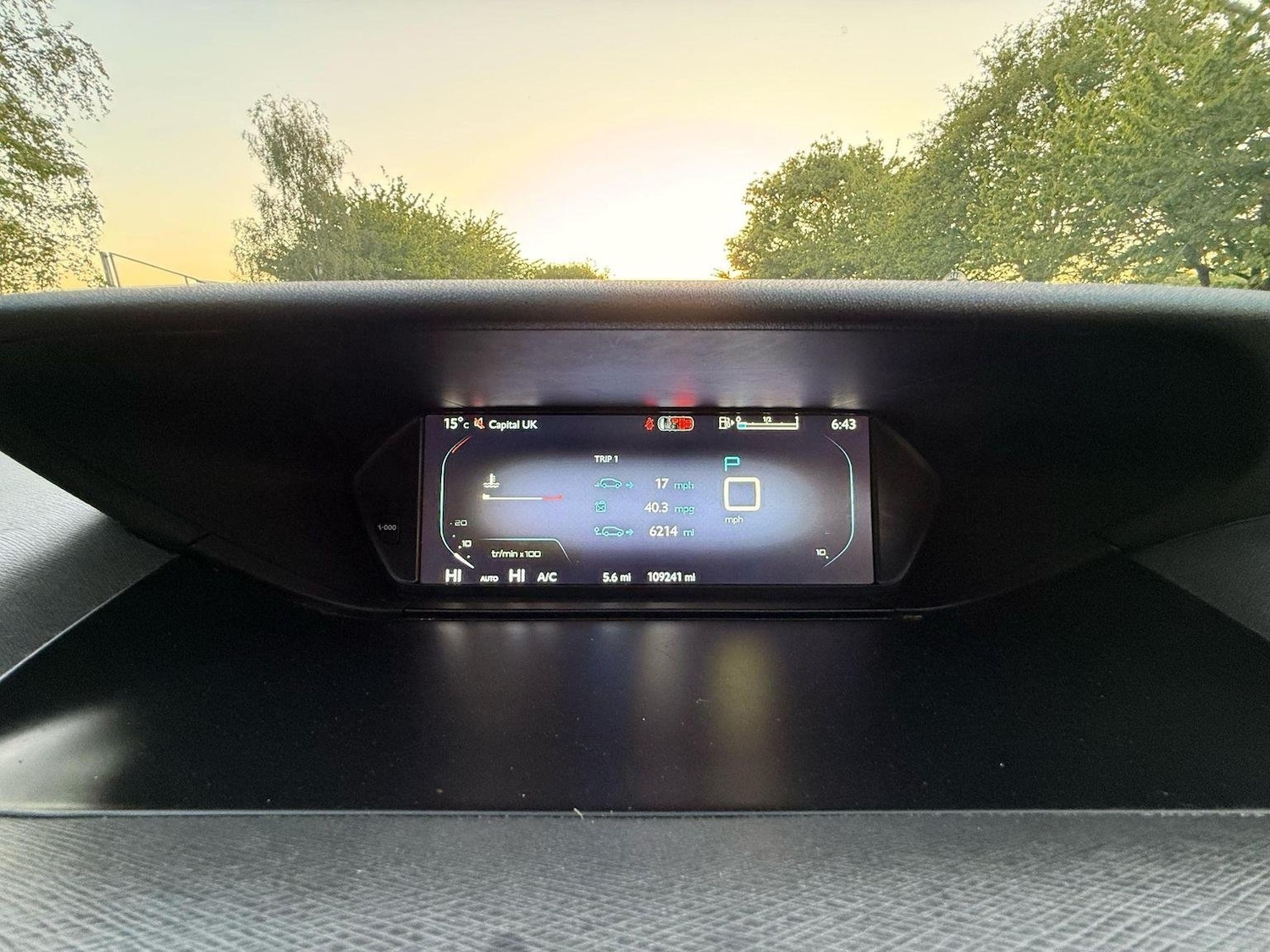Vehicle 29