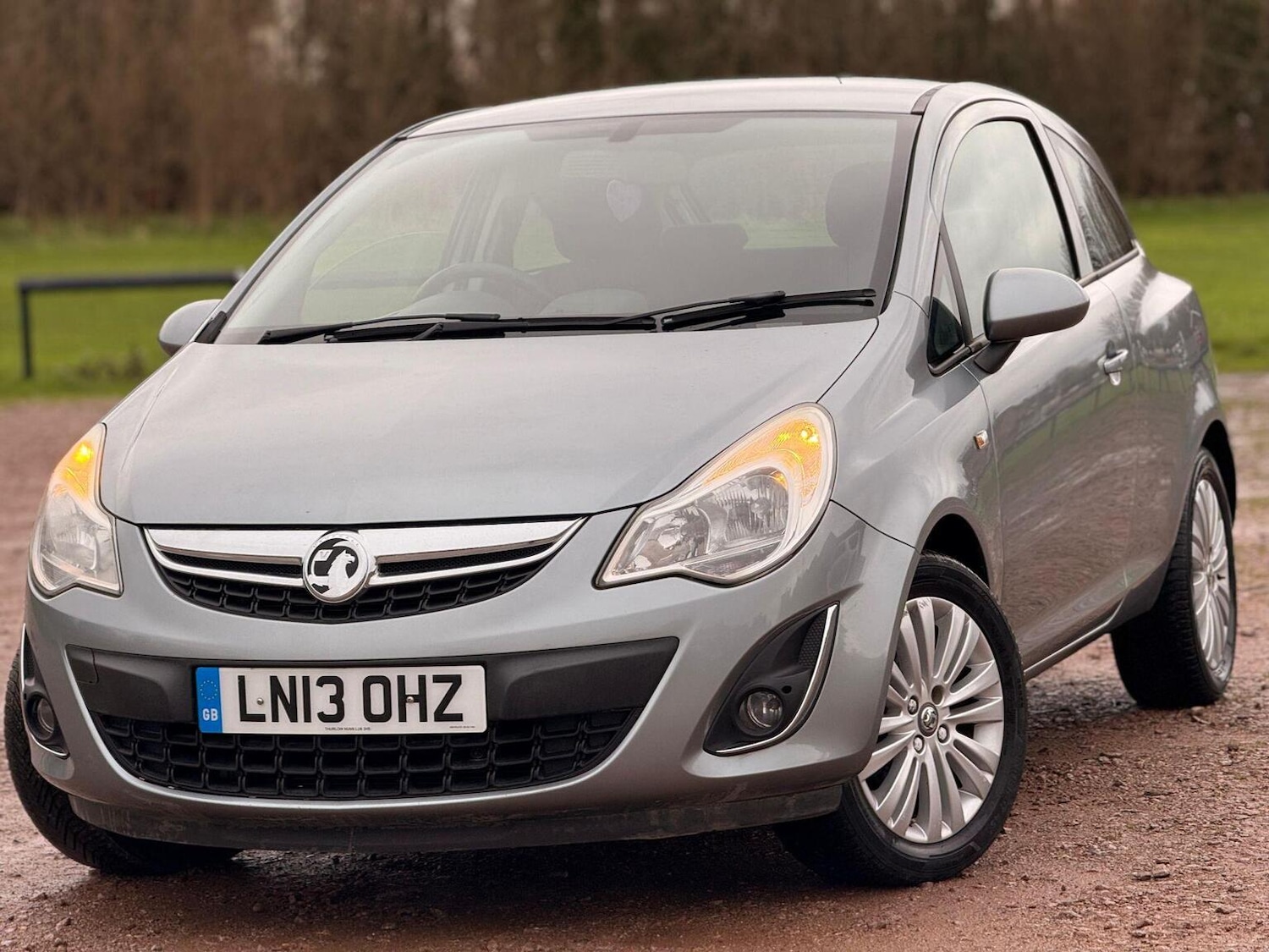 Used Vauxhall Corsa 2013 for sale - 77830147: Photo 3