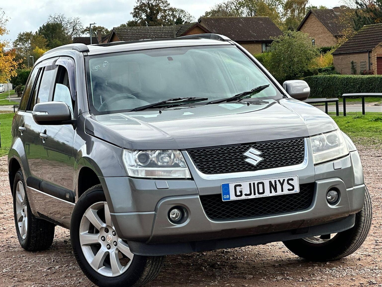 Used Suzuki Grand Vitara 2010 for sale - 76358163: Photo 1