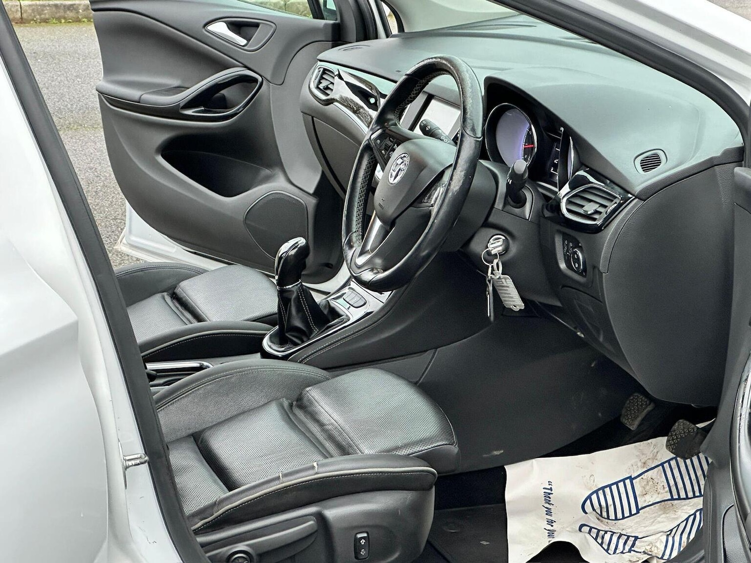 Used Vauxhall Astra 2017 for sale - 77438453: Photo 14