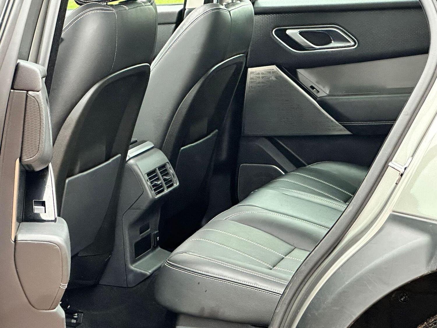 Used Land Rover Range Rover Velar 2018 for sale - 76769886: Photo 19