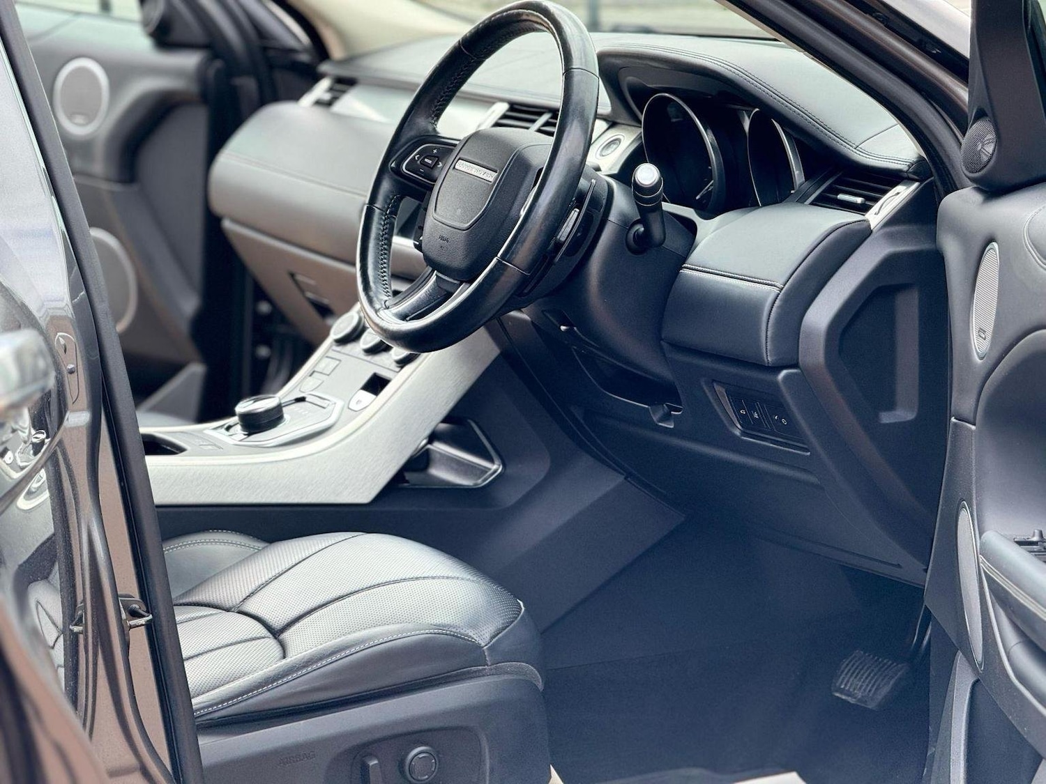 Used Land Rover Range Rover Evoque 2017 for sale - 77277259: Photo 17