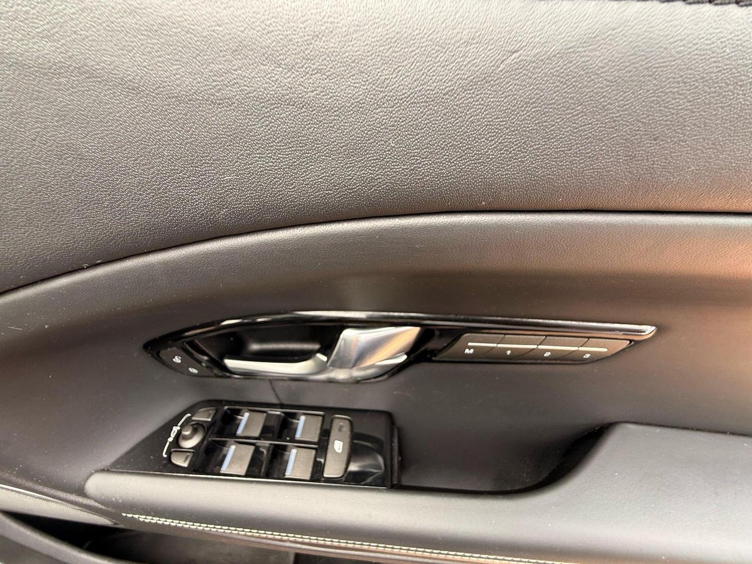 Used Land Rover Range Rover Evoque 2017 for sale - 77277259: Photo 26