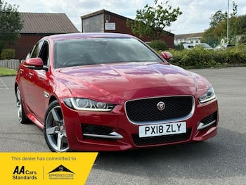 Used Jaguar XE 2018 for sale - 79750105: Photo