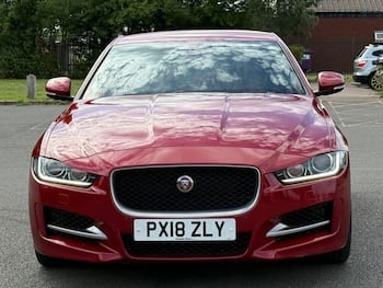 Used Jaguar XE 2018 for sale - 79750105: Photo
