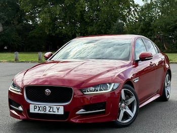 Used Jaguar XE 2018 for sale - 79750105: Photo