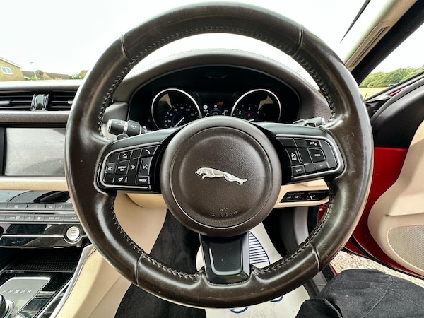 Used Jaguar XF 2017 for sale - 75550318: Photo 28