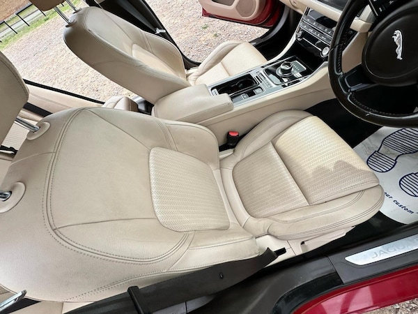 Used Jaguar XF 2017 for sale - 75550318: Photo 33