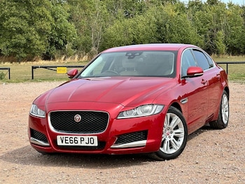 Used Jaguar XF 2017 for sale - 75550318: Photo