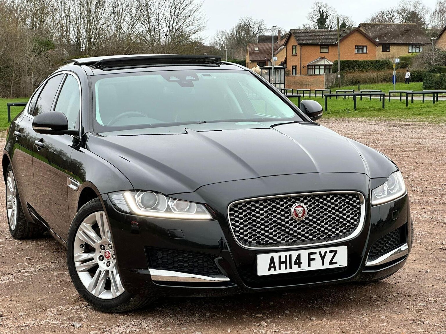 Used Jaguar XF 2017 for sale - 77065677: Photo 6