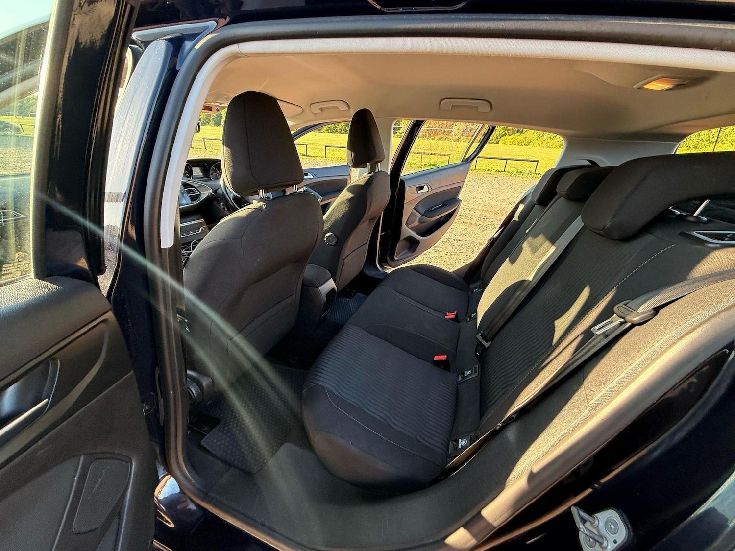Used Peugeot 308 2016 for sale - 76120180: Photo 22