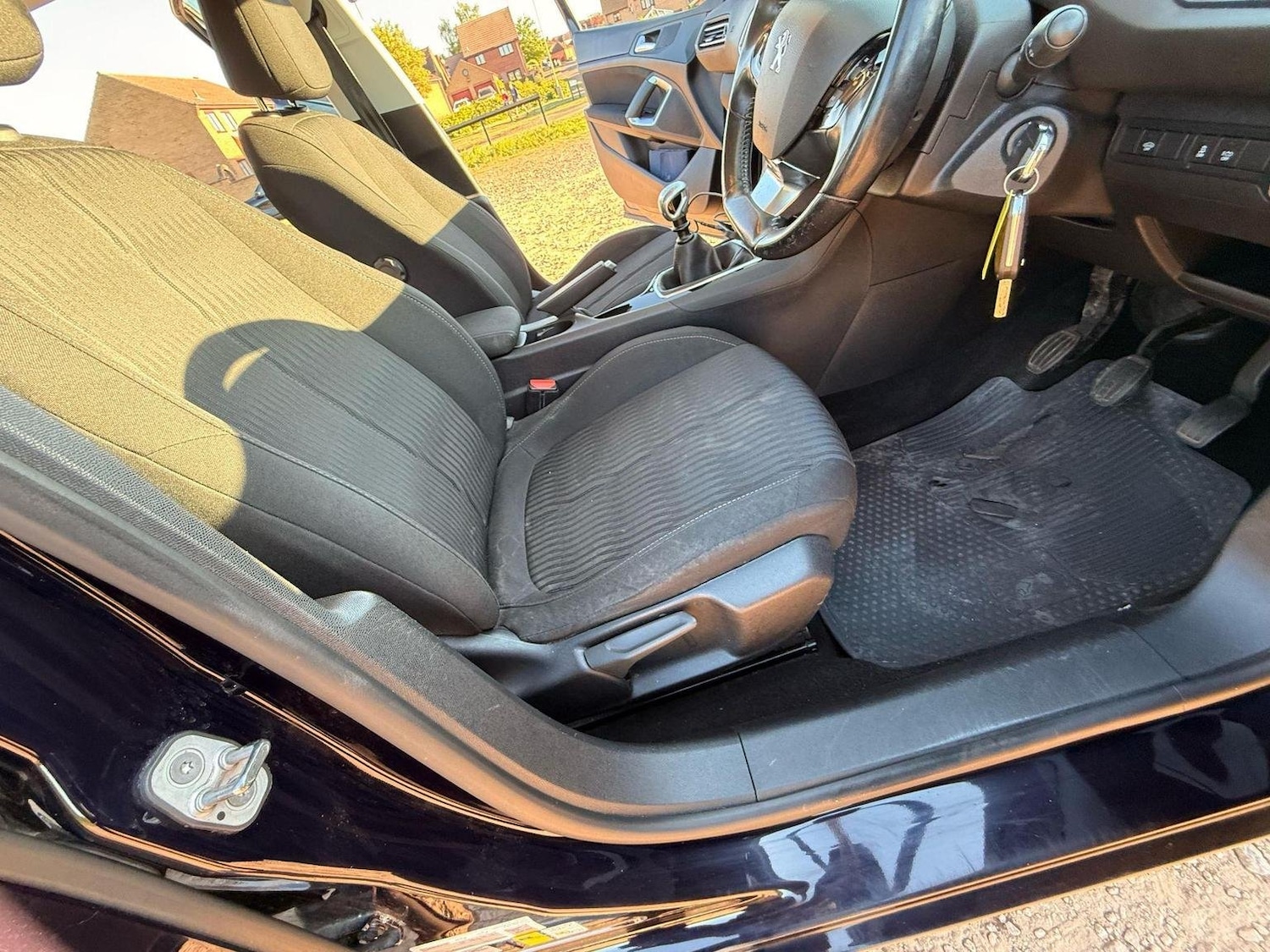 Used Peugeot 308 2016 for sale - 76120180: Photo 33