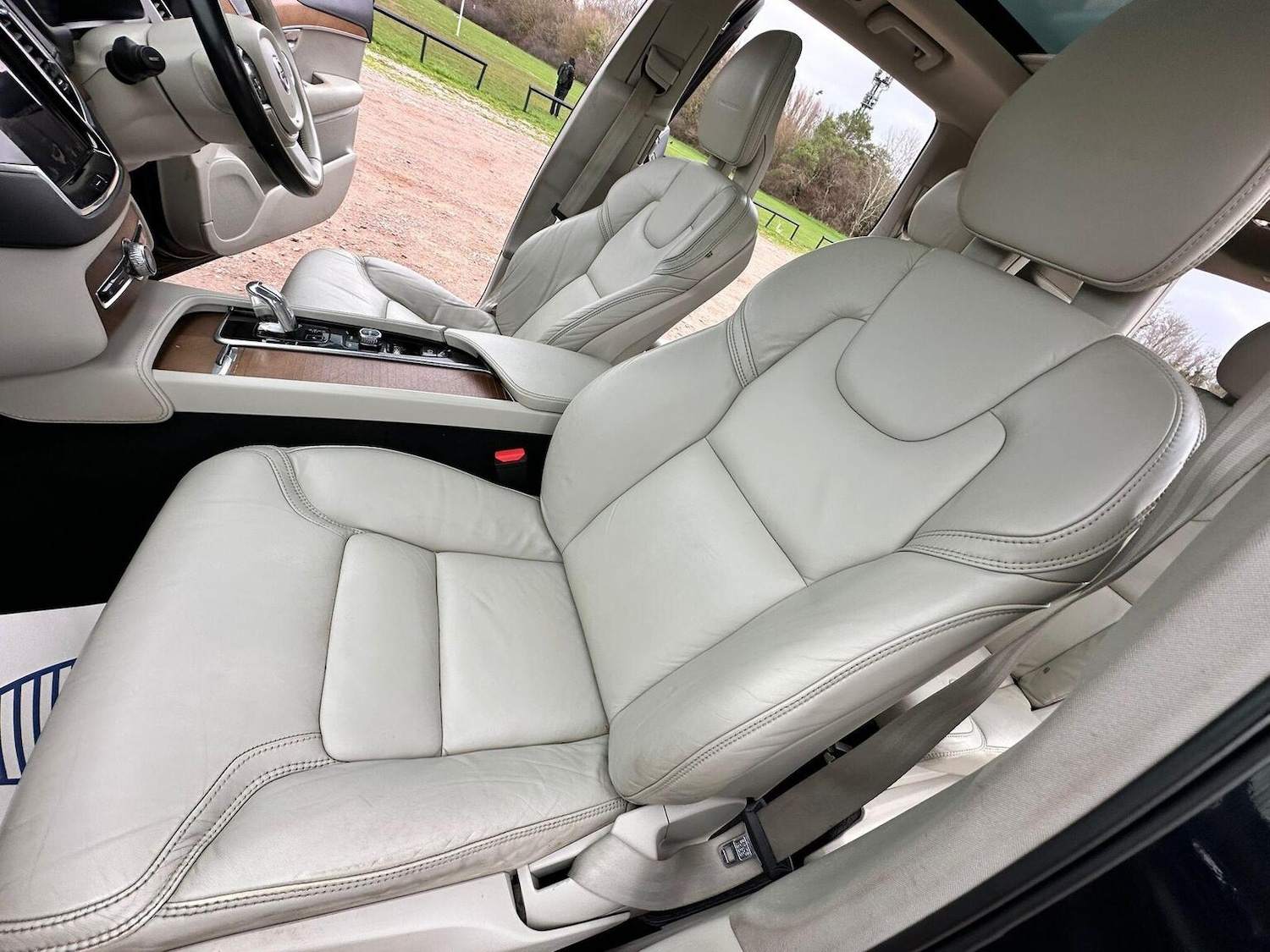 Used Volvo XC90 2016 for sale - 76935304: Photo 44