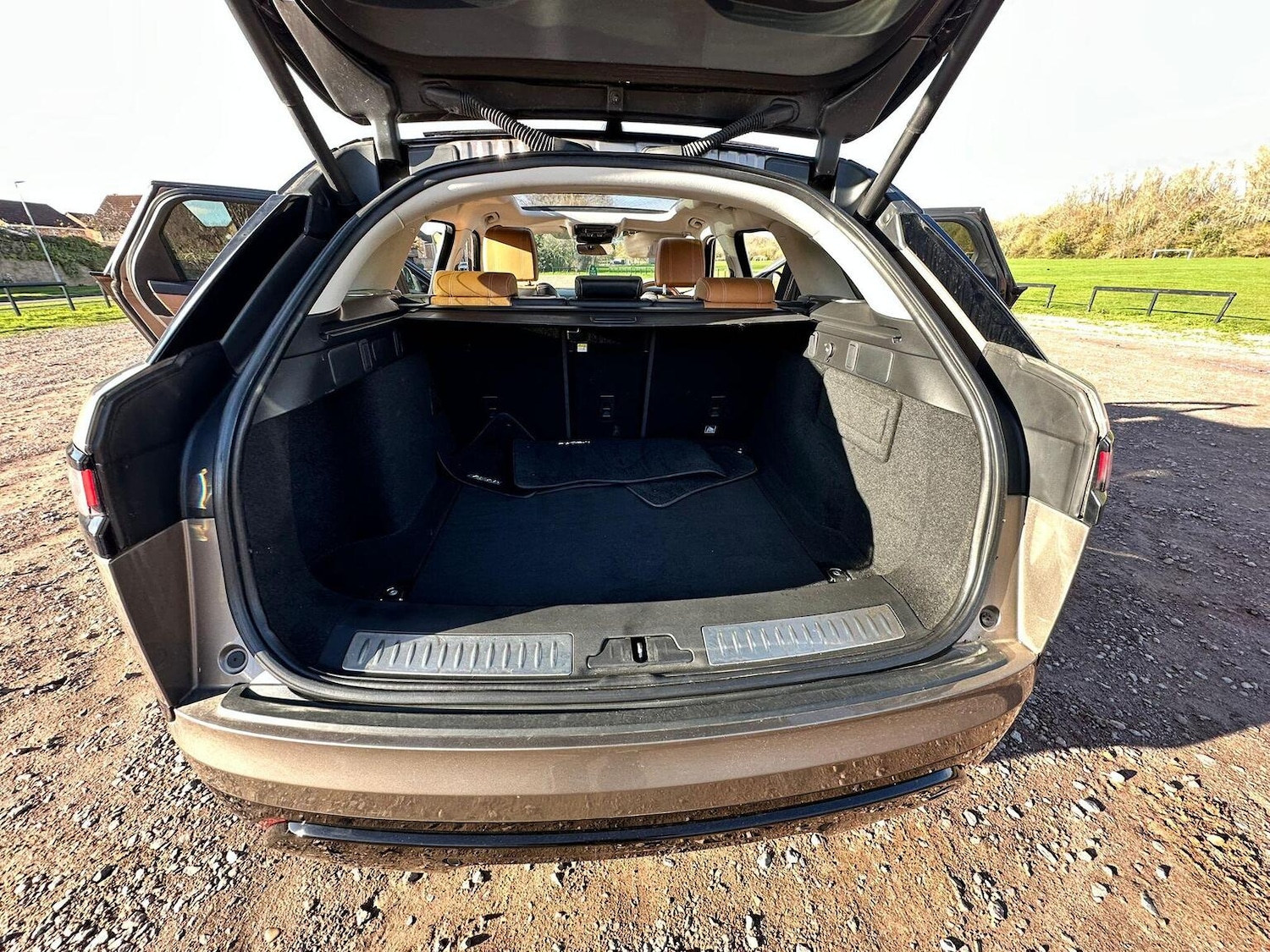 Used Land Rover Range Rover Velar 2018 for sale - 77173070: Photo 30