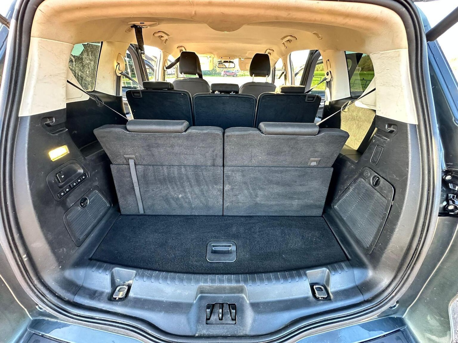 Used Ford S-Max 2015 for sale - 76807236: Photo 32