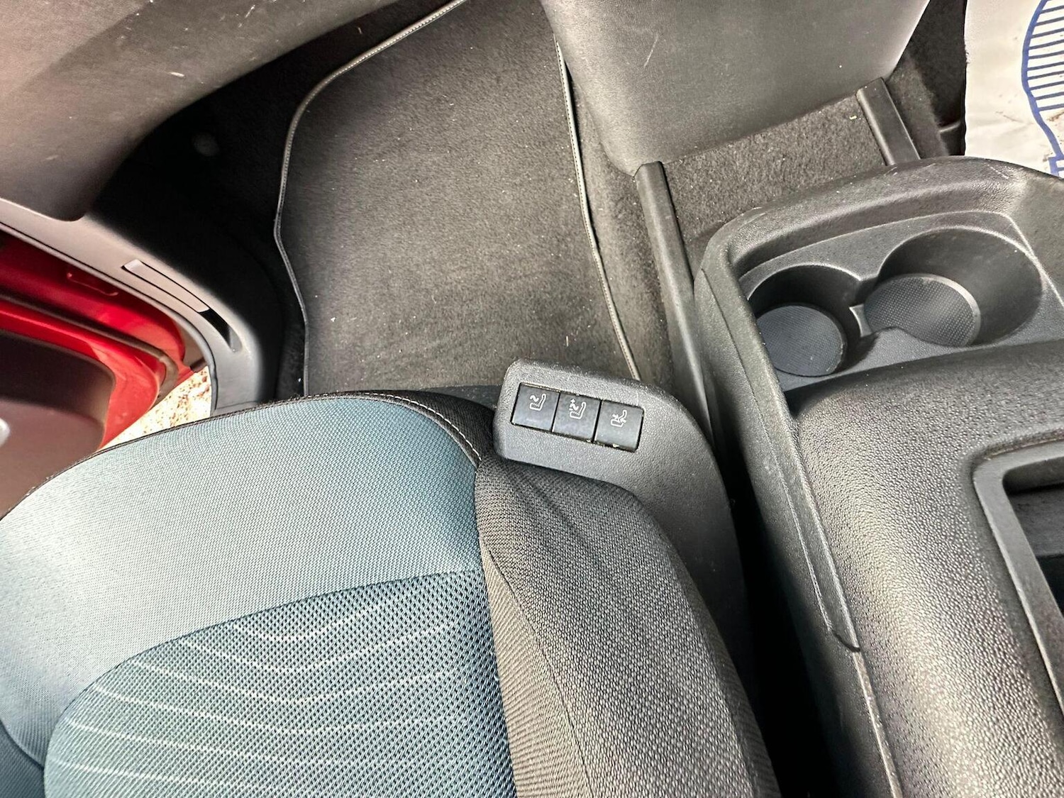 Used Citroen C4 Grand Picasso 2016 for sale - 76957894: Photo 36