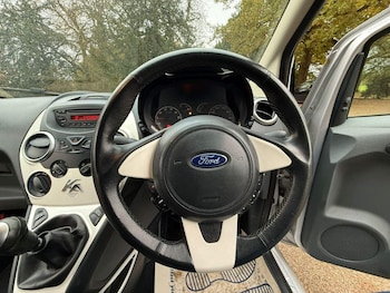 Used Ford Ka 2015 for sale - 77590109: Photo