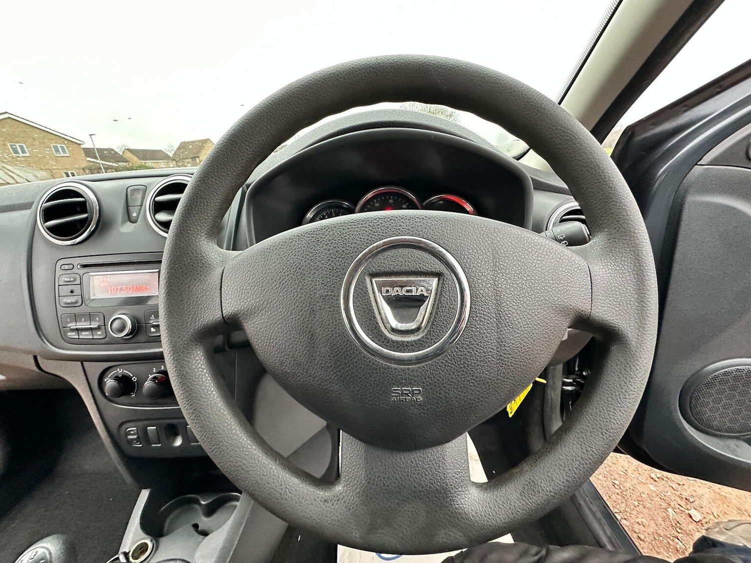 Used Dacia Sandero 2016 for sale - 77173080: Photo 30