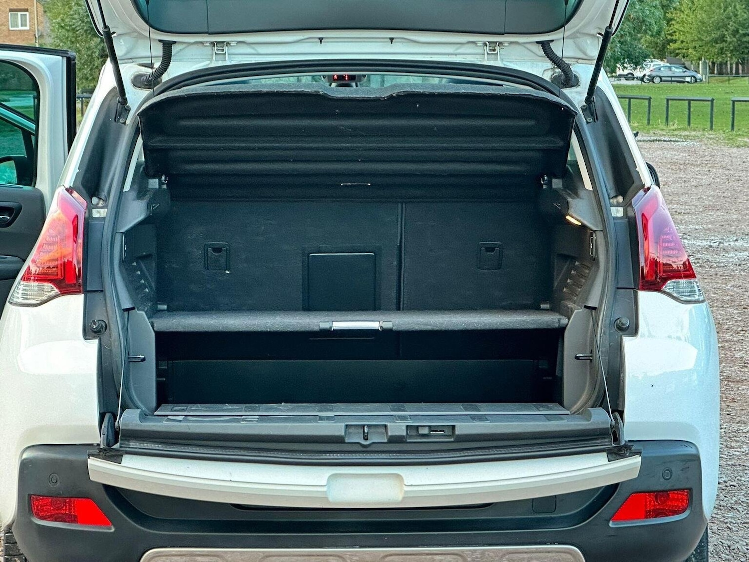 Used Peugeot 3008 2015 for sale - 77172990: Photo 28