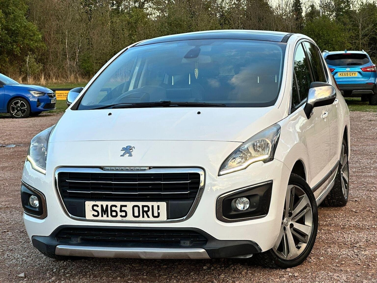 Used Peugeot 3008 2015 for sale - 77172990: Photo 3