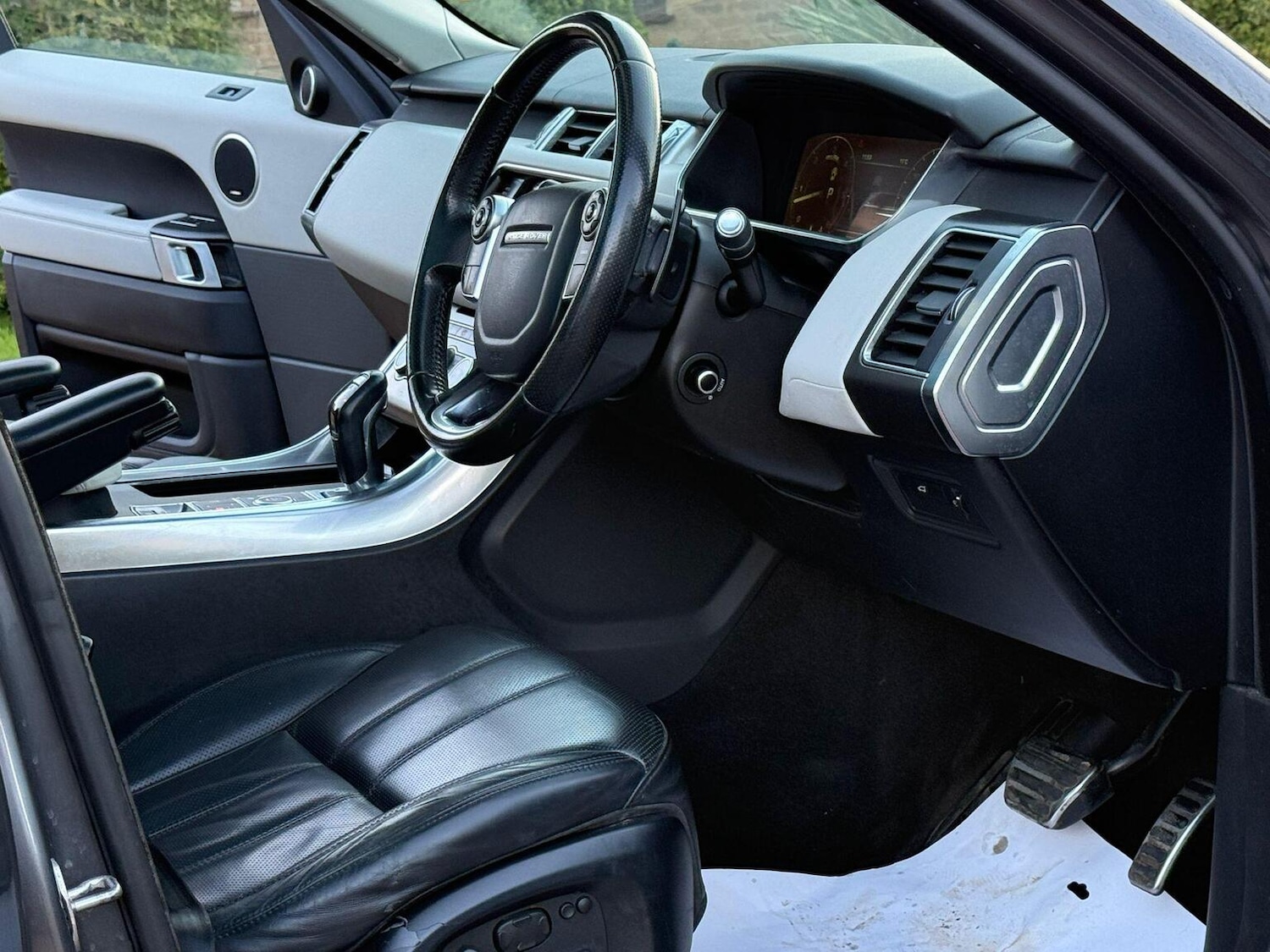 Used Land Rover Range Rover Sport 2015 for sale - 78168810: Photo 18