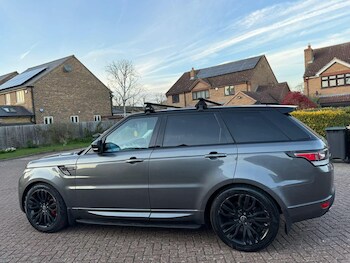 Used Land Rover Range Rover Sport 2015 for sale - 78168810: Photo